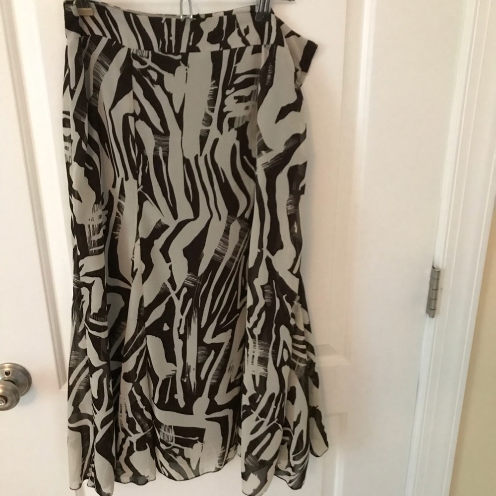 Pattered skirt